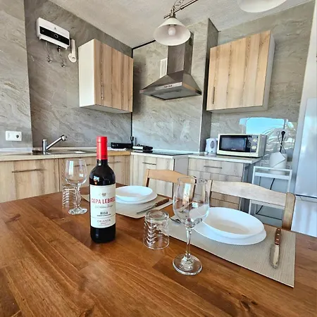 Апартаменты Casita De Lyon